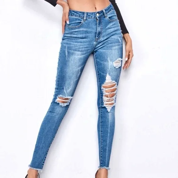SHEIN High-Rise Distressed Jeans - Picture 2 of 7